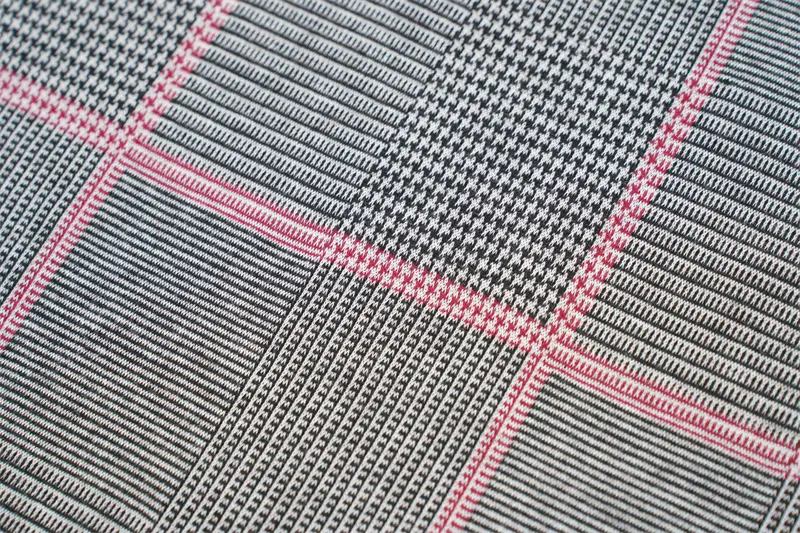 100% Polyester Houndstooth Fabric Jacquard Brushed Knitted Fabric